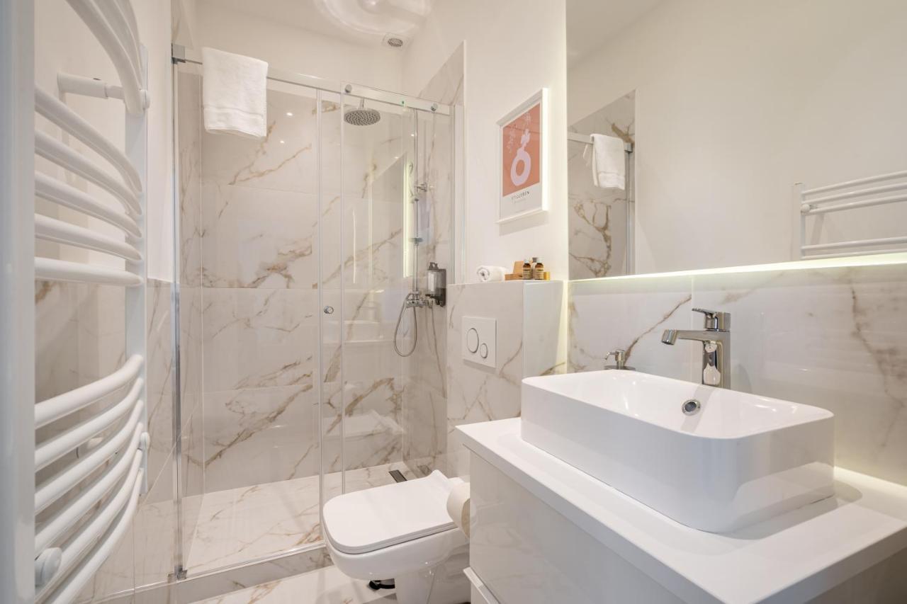 E13 - Grand Boulevard Heritage Suite - Best Location By Bqa Budapeszt Zewnętrze zdjęcie